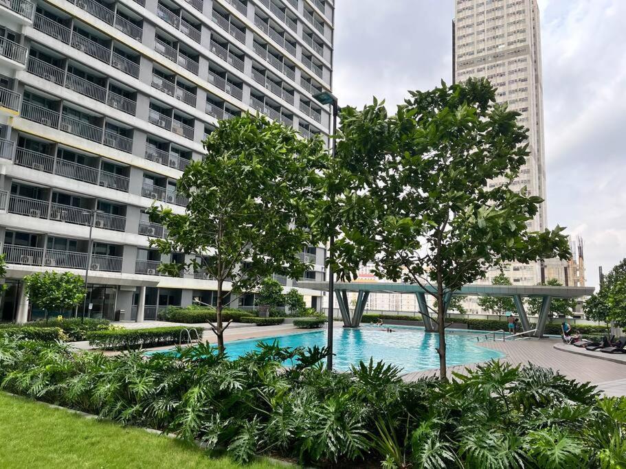 Edsa Fame Residences T11014 - 1 Bedroom 24Sqm Pop Of Yellow Unit Walking Distance To Shaw Mrt Megamall & Shangri-La Mall Greenfield District Mandaluyong - Staycations By Sms Манила Экстерьер фото