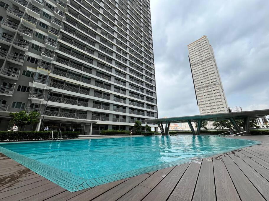 Edsa Fame Residences T11014 - 1 Bedroom 24Sqm Pop Of Yellow Unit Walking Distance To Shaw Mrt Megamall & Shangri-La Mall Greenfield District Mandaluyong - Staycations By Sms Манила Экстерьер фото