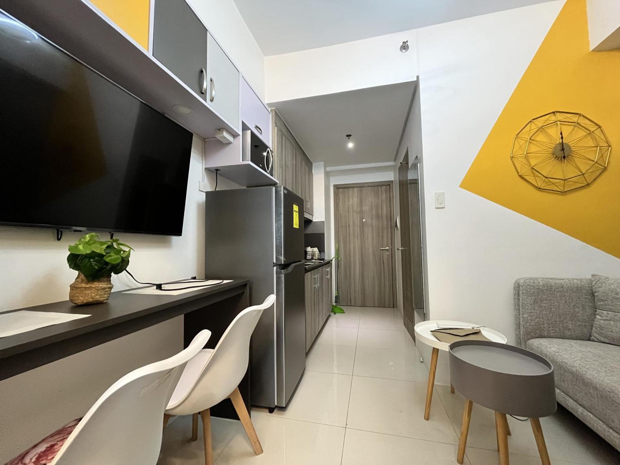 Edsa Fame Residences T11014 - 1 Bedroom 24Sqm Pop Of Yellow Unit Walking Distance To Shaw Mrt Megamall & Shangri-La Mall Greenfield District Mandaluyong - Staycations By Sms Манила Экстерьер фото